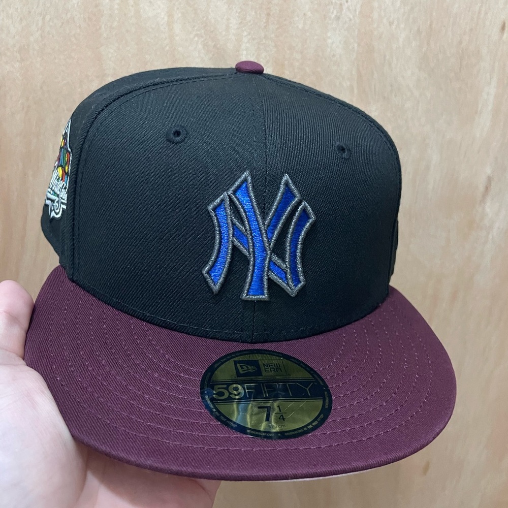Hat club New York yankees 1999 World Series size 7 1/4 brand new